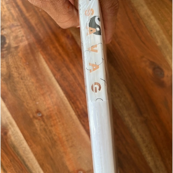 Savage X Fenty Bad Gal Doddle Print Black & White Diary - Picture 4 of 4